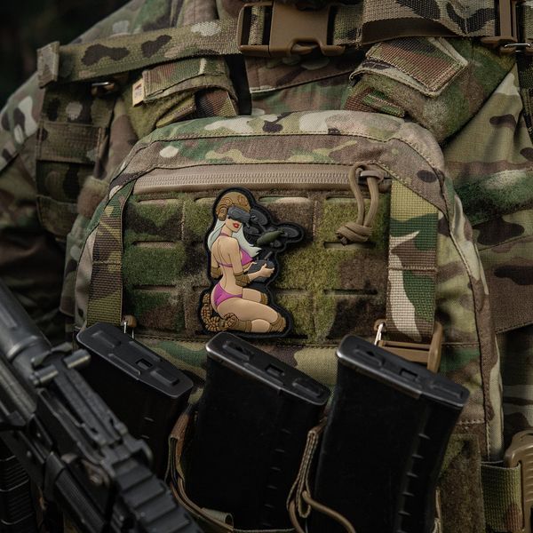 Naszywka M-Tac Tactical Girl №6 PVC Biała/R&oacute;żowa