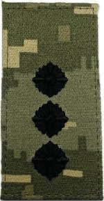 Погон Старший лейтенант 3D  (чорна нитка, на липучці) піксель